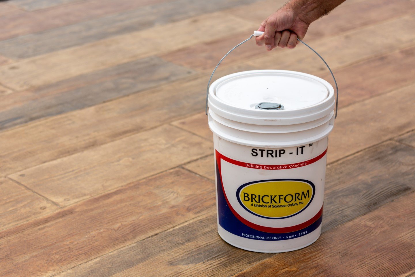 Strip It bucket